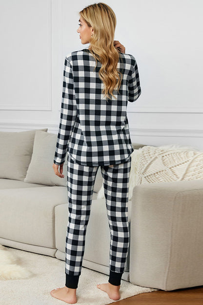 Classic Comfort: Plaid Tee & Pants Pajama Set